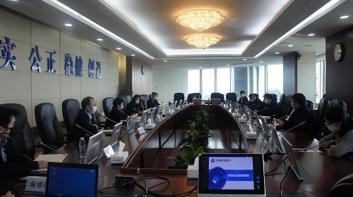 火炬物联携手省物联网商会问计于银行